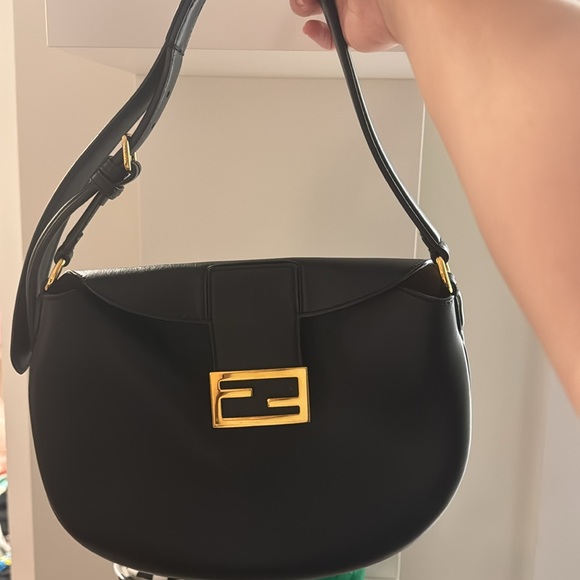 Fendi Black Leather Croissant Shoulder Bag - Picture 3 of 6